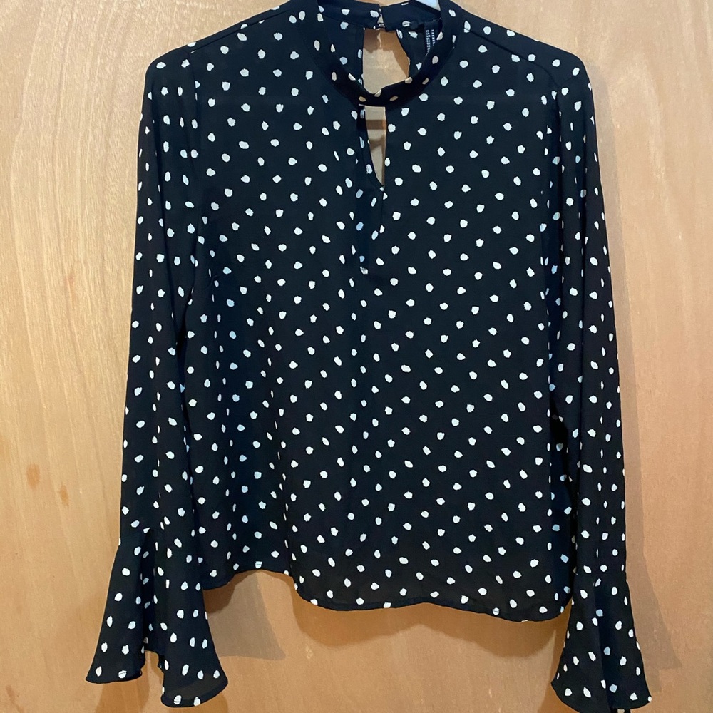 Polka dot key hole bell sleeve top